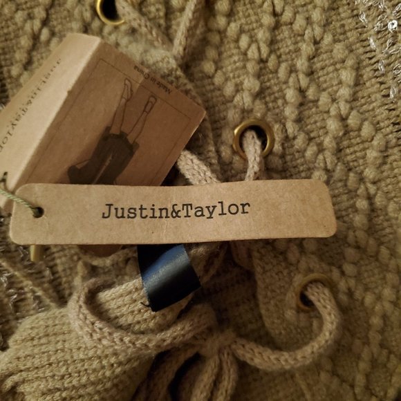 Poncho w/ Fringe and Tie Up Detail - Picture 3 of 9